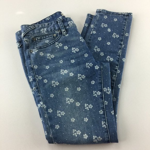 Free People Ditsy Floral Print Skinny Jeans - Picture 6 of 10